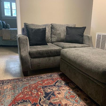 مبيت وإفطار لافايت Maison Freetown المظهر الخارجي الصورة